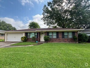 Building Photo - Shreve Island