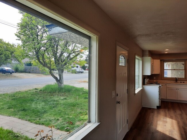 Building Photo - 64 N James Ave