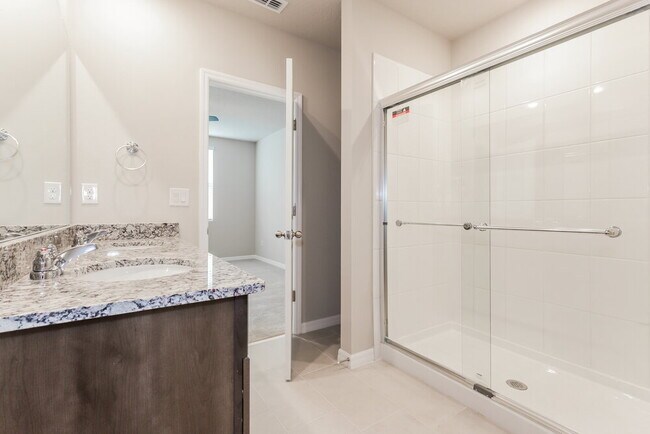 Building Photo - 38955 Harlow Rose Dr