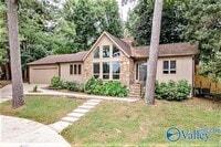 Building Photo - 710 Crestview Dr