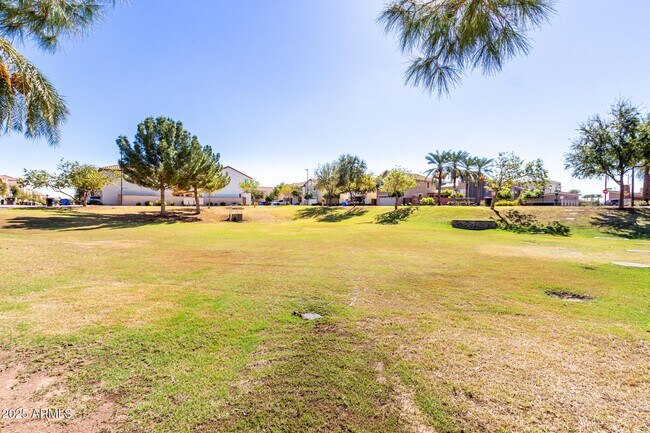 Building Photo - 4287 E Tyson St