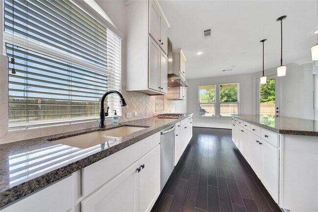Building Photo - 6707 Birchwood Bend Ct