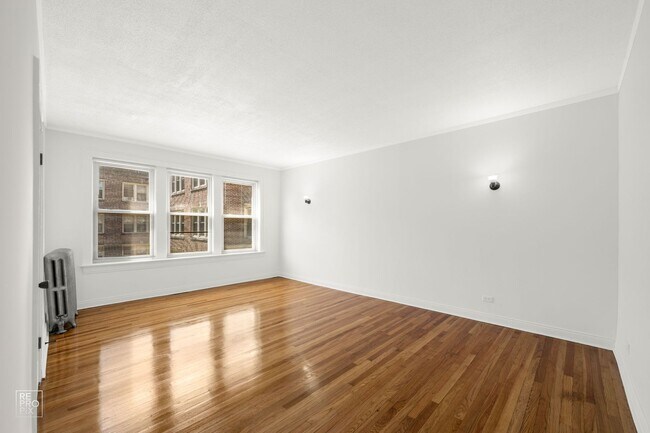 Building Photo - 7930-46 S Ingleside Ave Chicago, IL 60619