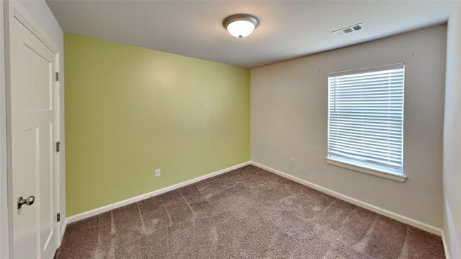 Building Photo - 457 Compass Dr