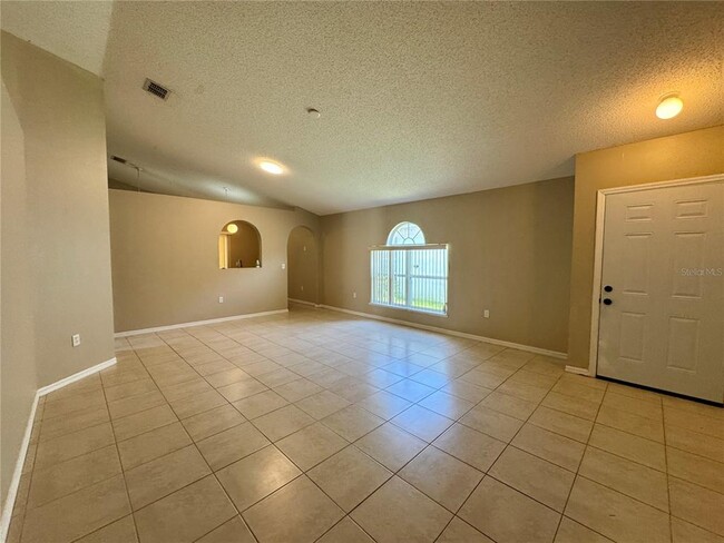 Building Photo - 434 Cadenza Dr