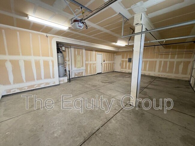 Building Photo - 3047 W Harold Ct