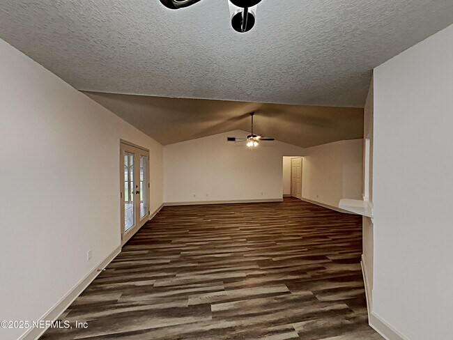 Building Photo - 3354 Elsie Ct
