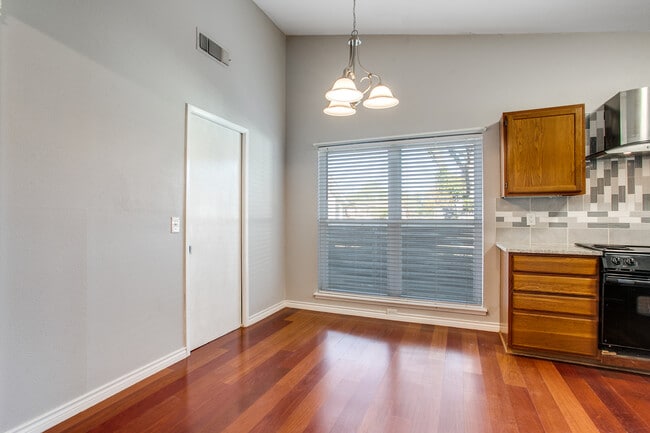 Building Photo - 13910 Thebes Cir