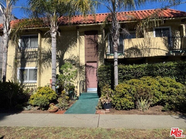 Building Photo - 8161 Manitoba St