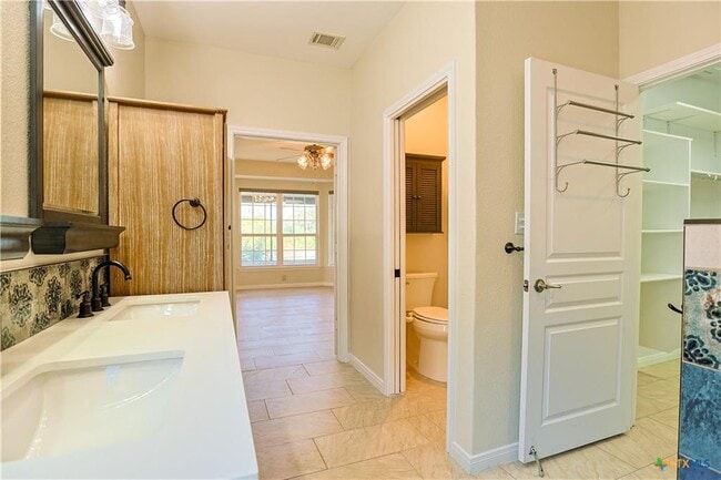 Building Photo - 306 Cobalt Cove