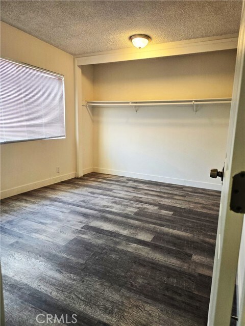 Building Photo - 911 New Depot St