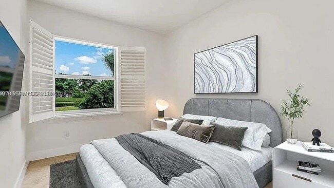 Building Photo - 2755 Dunwoodie Pl