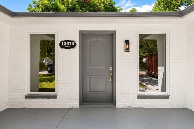 Building Photo - 13619 Elm Ct