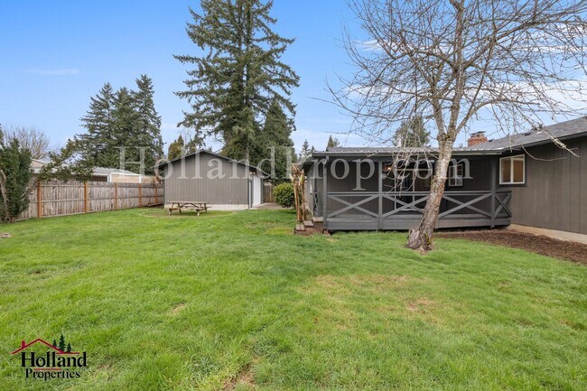 Building Photo - Fully Renovated 4-Bedroom Home with Shop, RV Parking & Expansive Yard – Oregon City