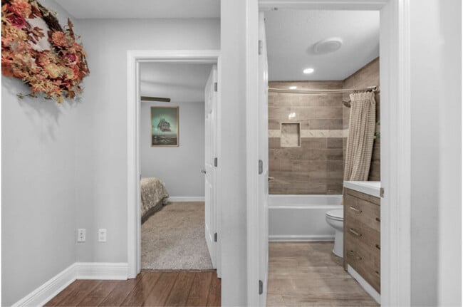 Building Photo - 111 Robinwood Dr NW