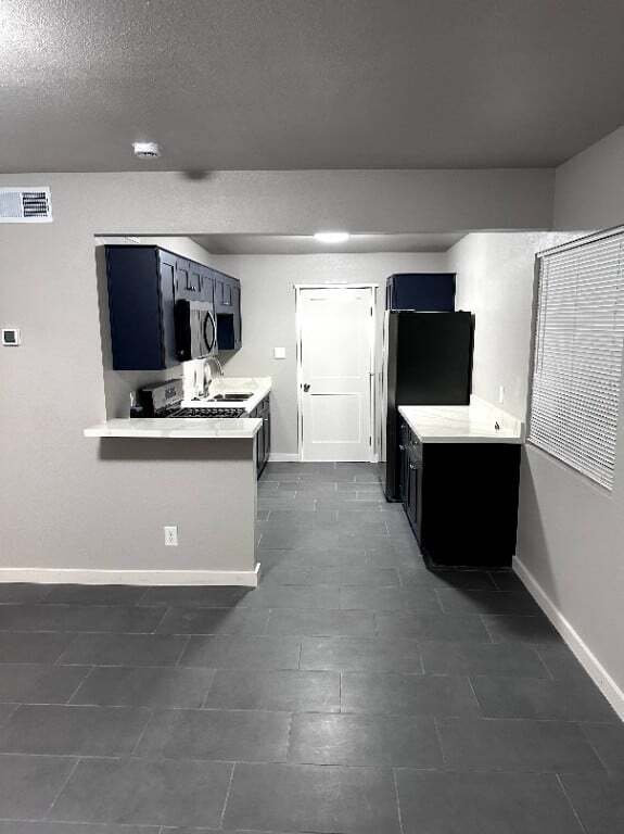 Building Photo - W Cochise Dr