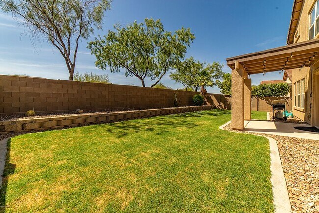 Building Photo - 13127 N Deergrass Dr