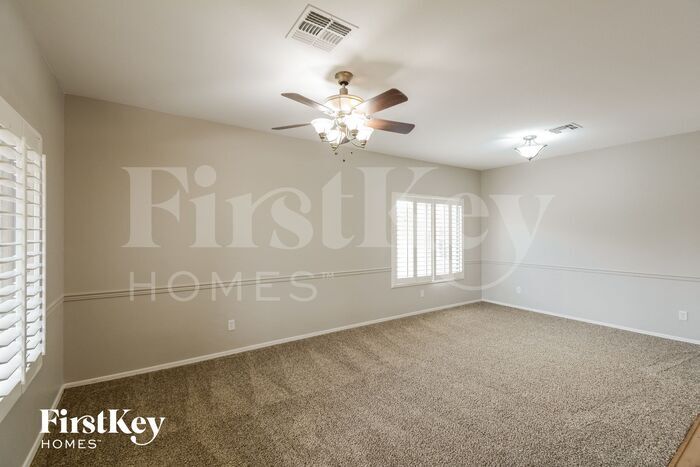 Building Photo - 14331 N 145th Dr