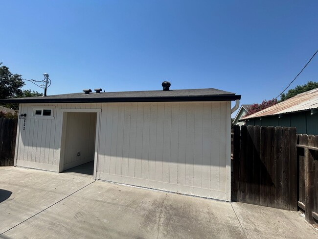 Primary Photo - 1 bed 1 bath unit - ADU