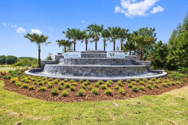 Building Photo - "WoodCreek Charming 3-Bed, 2-Bath Home with Granite Countertops and Screen in back porch on Bendi...