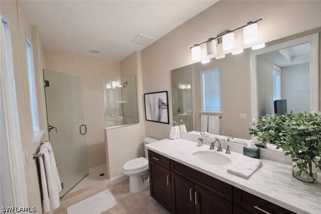 Building Photo - 2547 Marquesa Royale Ln