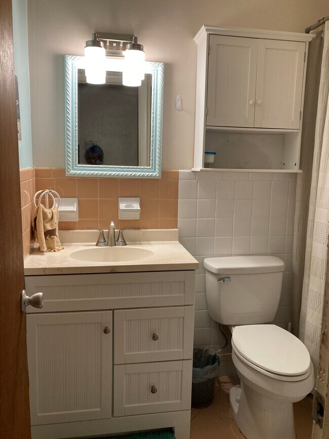 Building Photo - 405 F St