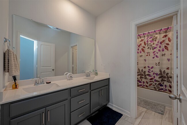 Building Photo - 9207 Secretariat Ln