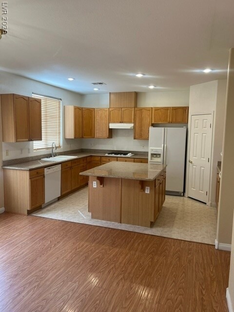 Building Photo - 3898 Palm Island Ct