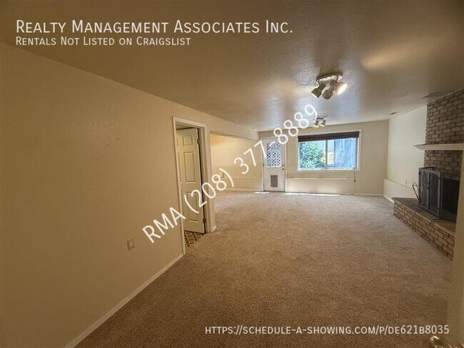 Building Photo - 3540 S Summerset Way