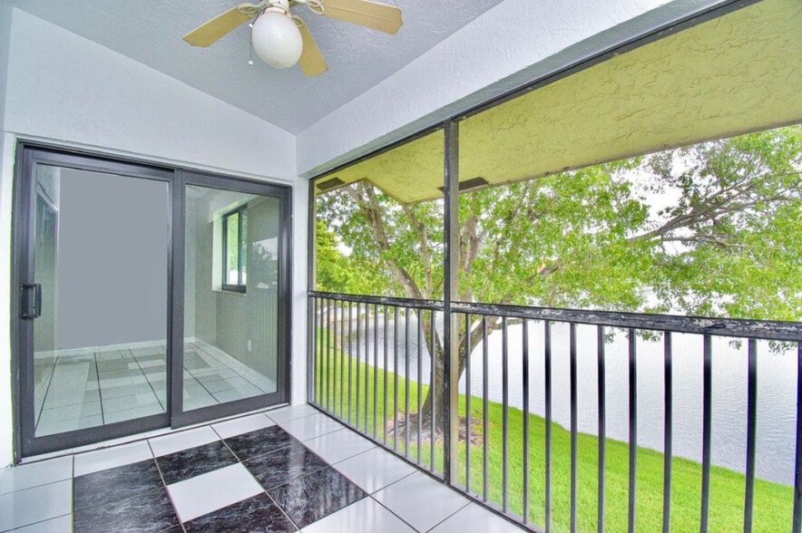 Building Photo - 3100 NW 46th St