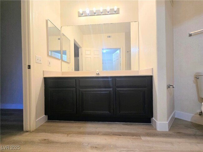 Building Photo - 7123 S Durango Dr