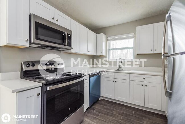 Building Photo - 4663 GREENBRIAR Trail SW, Atlanta, GA 30331