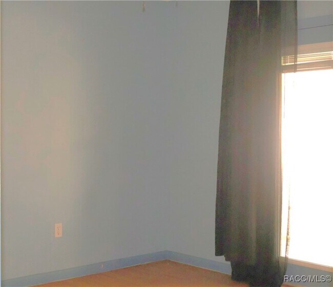 Building Photo - 9601 W Berry Ln