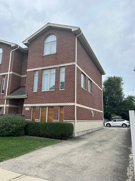 Building Photo - 9207 Gerritsen Ave
