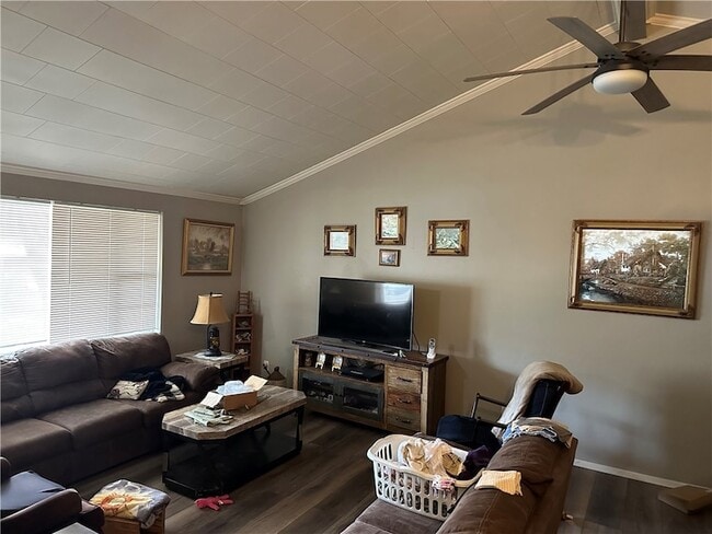 Building Photo - 101 Buffalo St