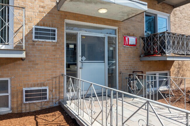 Entrance - Waldemar Ave