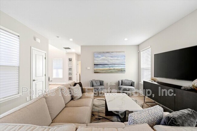 Building Photo - 6942 Cherry Creek Blvd