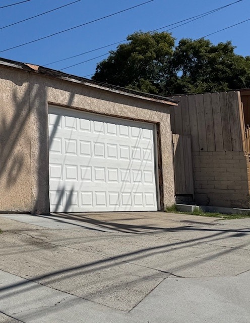 Building Photo - 7137 Mohawk St