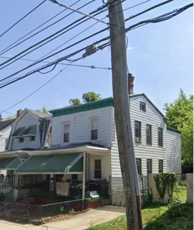 Primary Photo - 3 Bedroom House for Rent Germantown