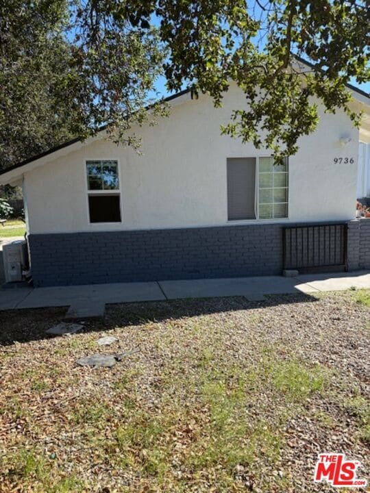 Primary Photo - 9736 Tujunga Canyon Pl