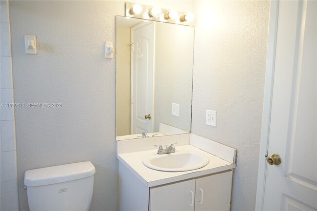 Building Photo - 331 NW 82nd Ave