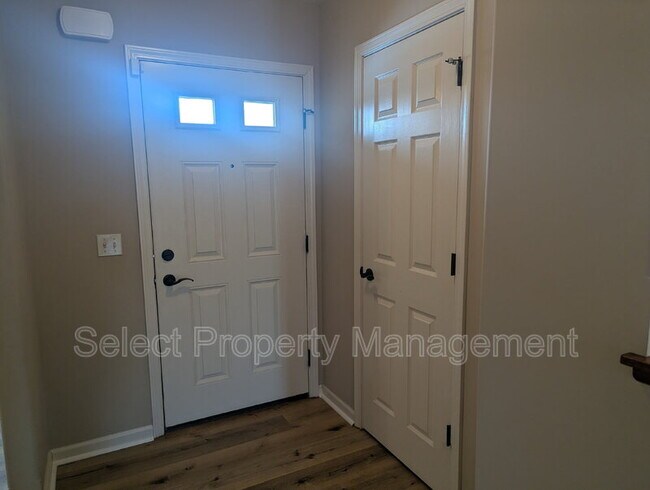 Building Photo - 3902 Stanton Hall Pkwy