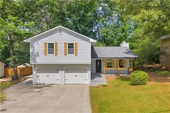 Building Photo - 5303 Kemper Pl