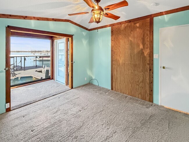 Building Photo - 6505 Christa Ct