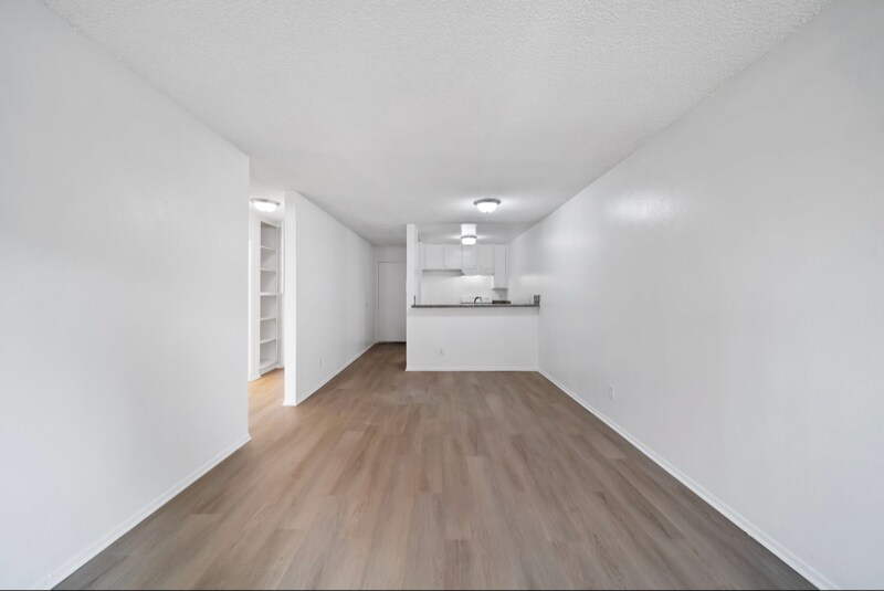 Building Photo - 1008 Rosemont Ave