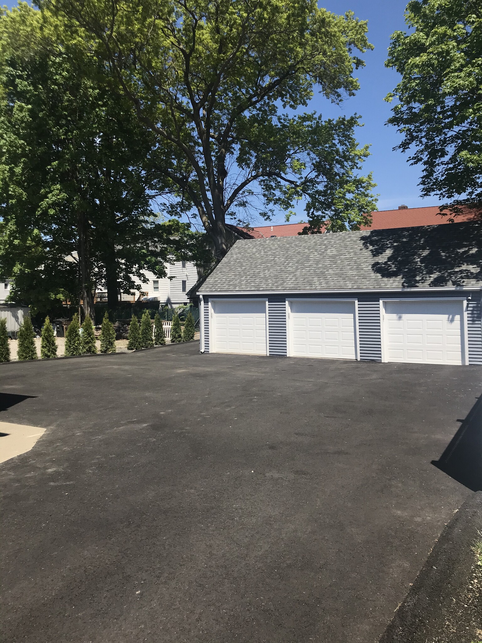 Driveway - 33 Bridge St