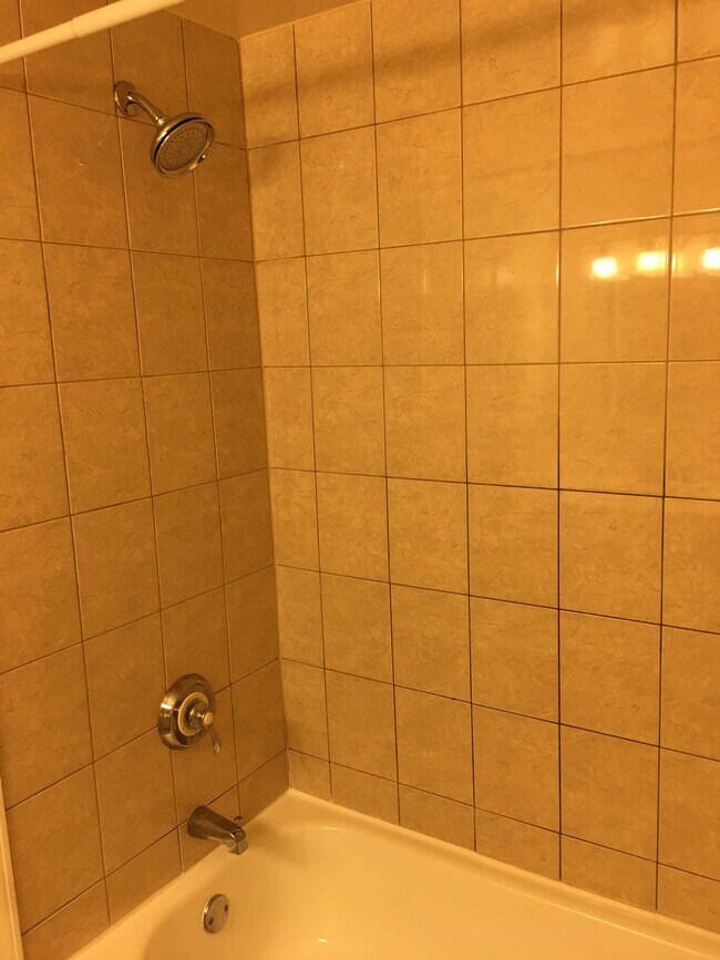 Building Photo - 6310 Hil-Mar Dr