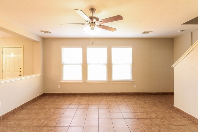 Building Photo - 29415 Legends Hill Dr