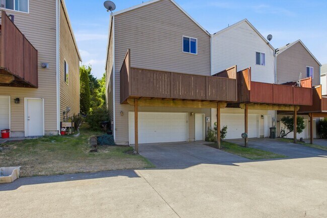 Building Photo - 8436 14th Ave SE
