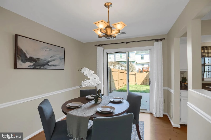 Building Photo - 5737 Sunset View Ln